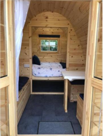 Pen Y Buarth Pod - Caravan Site カーナーヴォン エクステリア 写真