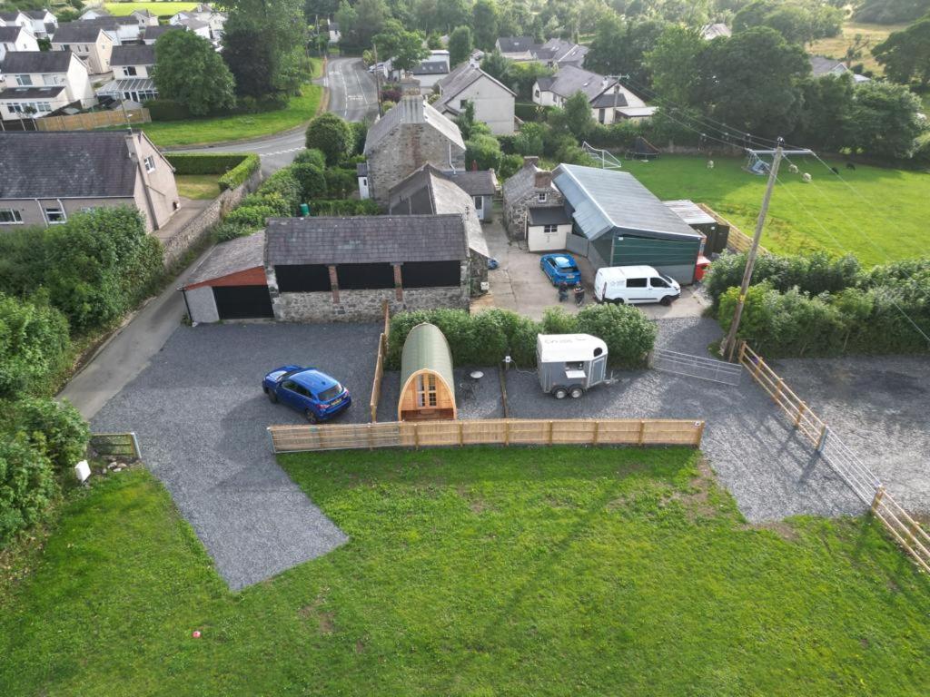 Pen Y Buarth Pod - Caravan Site カーナーヴォン エクステリア 写真